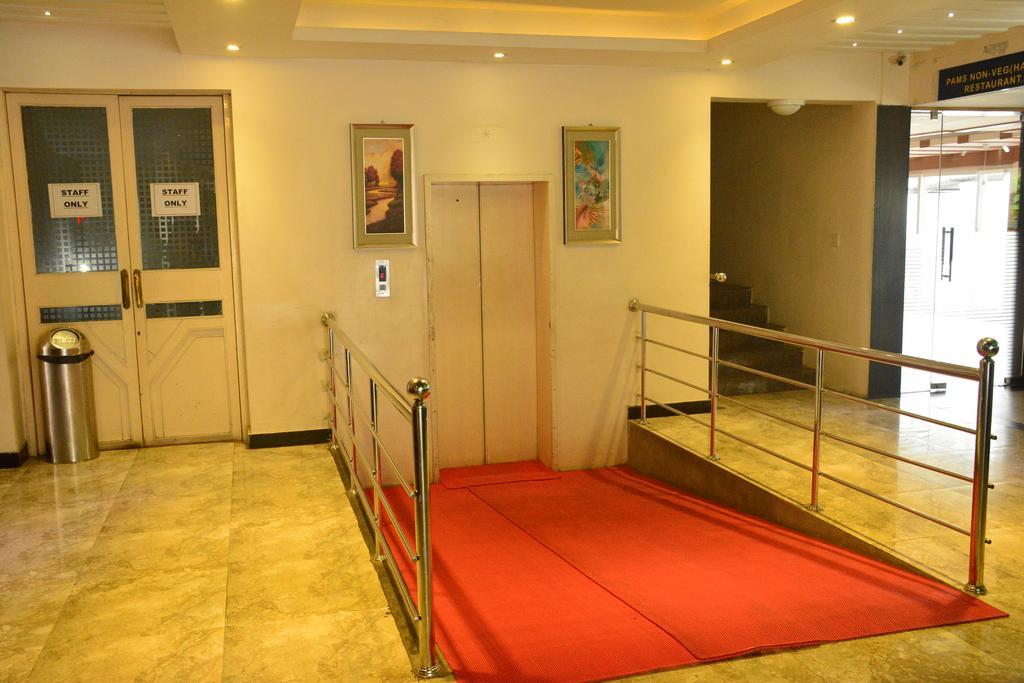Hotel Pams Mayiladuthurai Extérieur photo