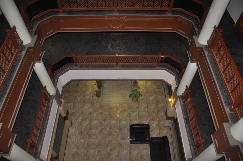 Hotel Pams Mayiladuthurai Extérieur photo
