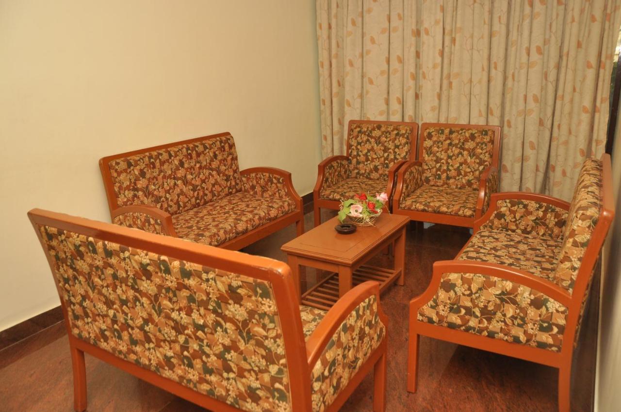 Hotel Pams Mayiladuthurai Extérieur photo
