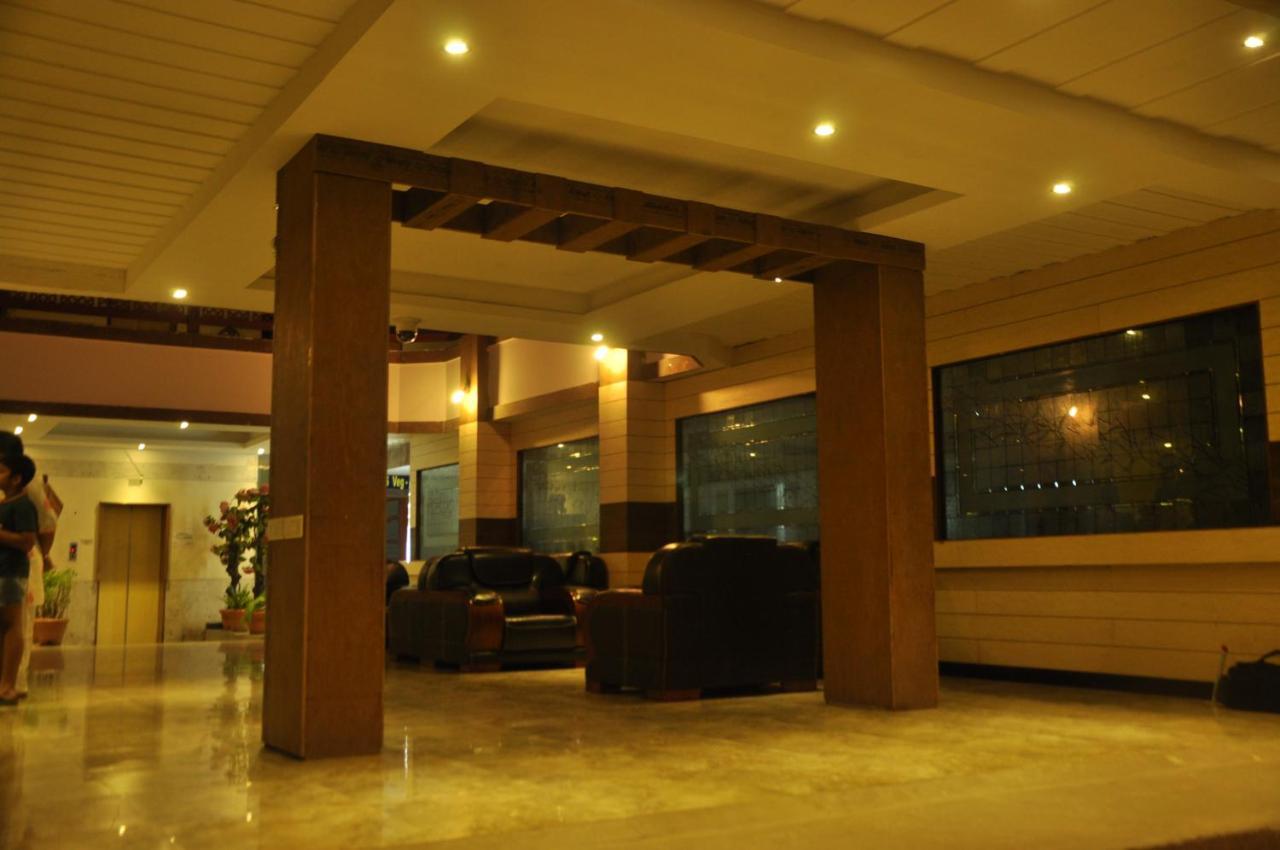 Hotel Pams Mayiladuthurai Extérieur photo