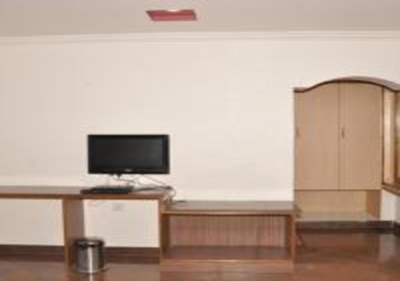 Hotel Pams Mayiladuthurai Extérieur photo